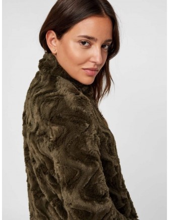 10198763 JACKET VMCURL HIGH NECK FAUX FUR JACKET COL KI PEAT... 2 10198763 JACKET VMCURL HIGH NECK FAUX FUR JACKET COL KI PEAT... 2