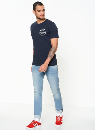 12138439 CAMISETA JORART CHEST PRINT TEE SS TOTALSLIM.. 12138439 CAMISETA JORART CHEST PRINT TEE SS TOTALSLIM..