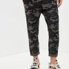 12167552 PANTS PKTGMS HILL AOP DARK SHADOW